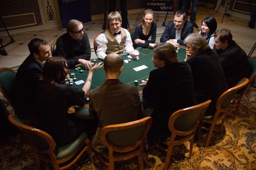 закрытая частная игра в покер покер, мотивация, сателлиты, турниры, полезное