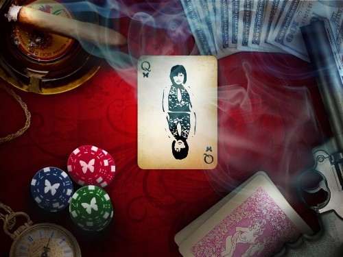 козырная карта лежит на столе в дымке от сигарет на покерном столе покер, интересное, мультизадачность, мультитаскинг, советы