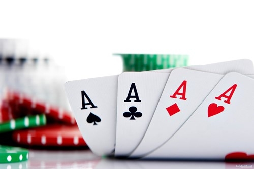 Четыре туза и покерные фишки, микролимиты и тильт, покер, тильт, микролимиты, эмоции, опыт