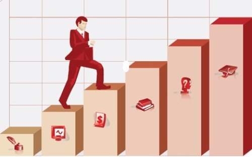 вверх по карьерной лестнице мужчина идет