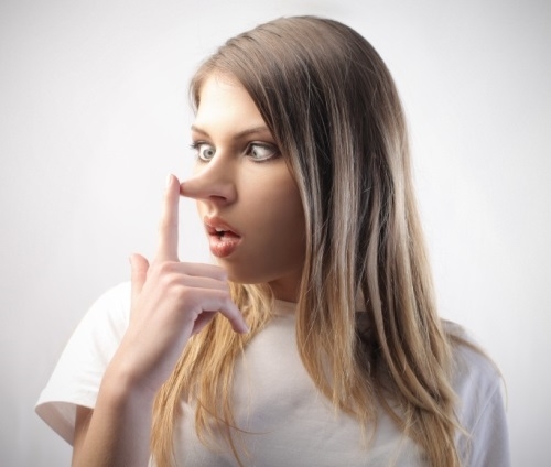 женщина с длинным носом Лимп во благо