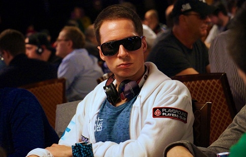 У вас неприятности? Или что делать с даунсвингами?Даунсвинг, раздача, бэдбиты, покер.