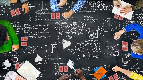 Обучение покеру за столом и игрой, слабые противники