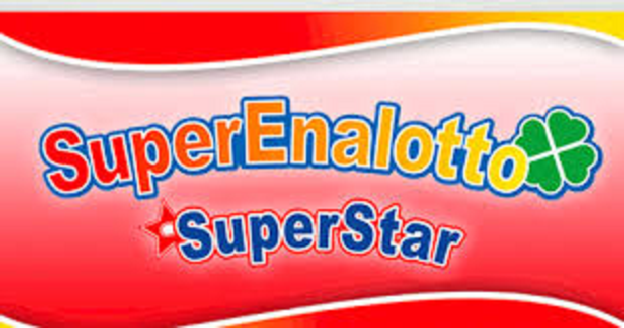 Фирменная надпись SuperEnalotto Superstar