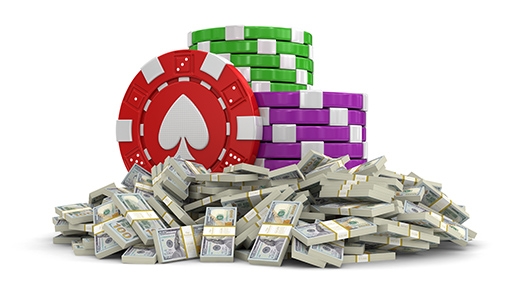 Фишки казино и много упаковок долларов