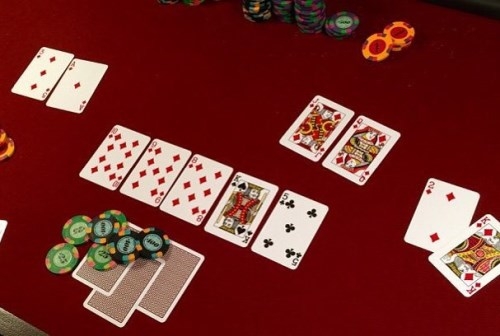 блеф, реблеф, противник, стратегия ведения розыгрыша, мультипот, флеш-розыгрыши, кэш игры, одномастная комбинация, карманные пары, сильные карты, диапазон, игровой спектр противника