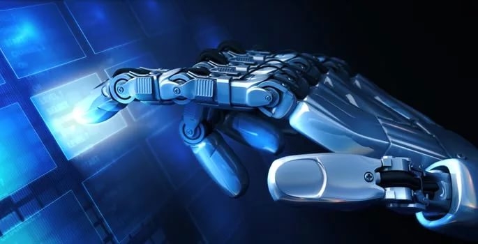 Рука робота, нажимающая кнопку