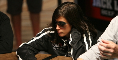 Лео Маргетс за игрой в покер на турнире