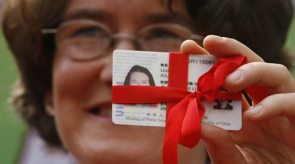 Пожилая женщина выиграла Грин-карту