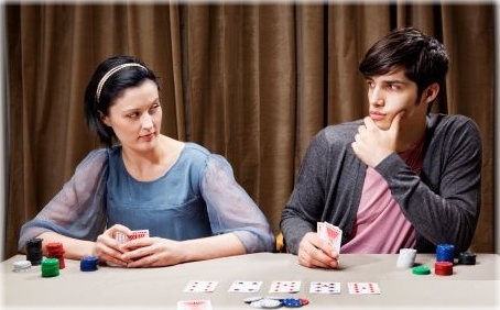 Из слабостей противников надо извлекать выгоду. Необходимо учиться «читать» своих противников.