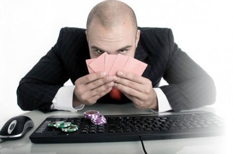 кэш-игры, стратегия, обучение, советы, агрессия, пассивность, игра в покер, тактика, стиль игры, пассивные игроки, калькуляторы