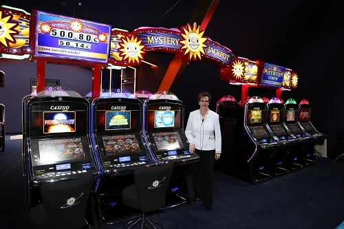 High fashion игровой автомат рабочее зеркало казино 777 мобильная версия