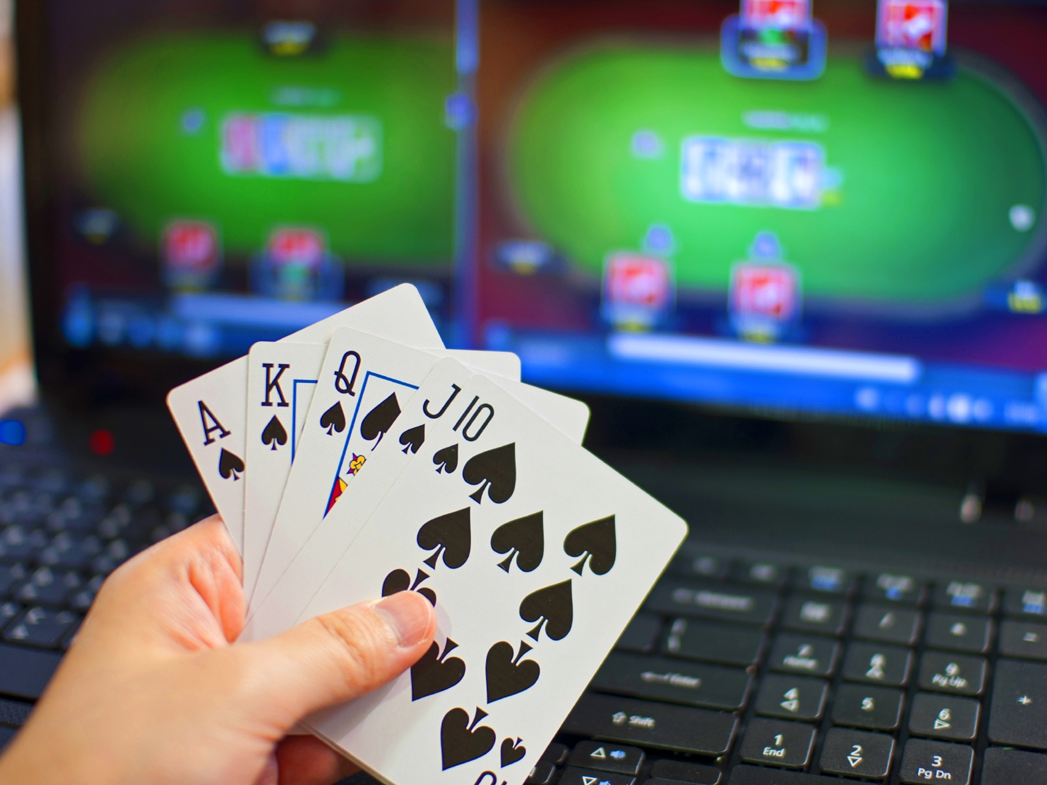 бизнес онлайн покер