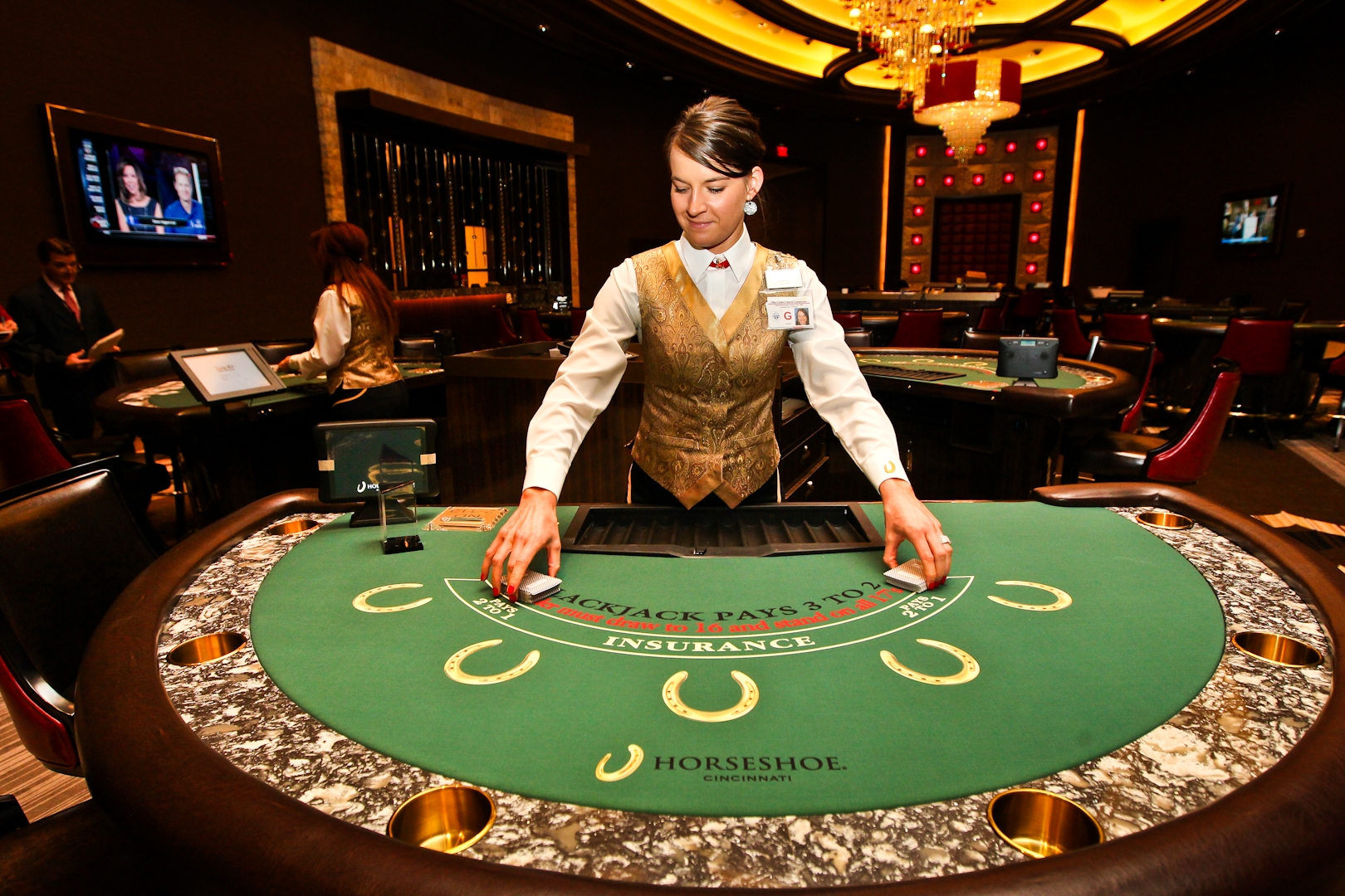 Скачать бесплатно казино азарт карты в покер играть бесплатно