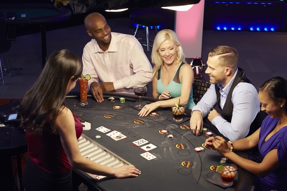 как правильно играть в казино покер