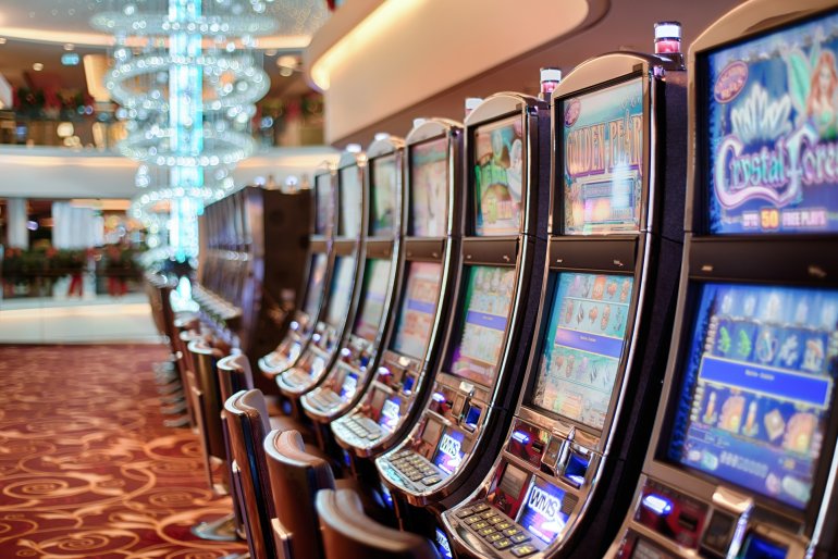 Онлайн казино с фриспинами какие игровые автоматы играть бесплатно