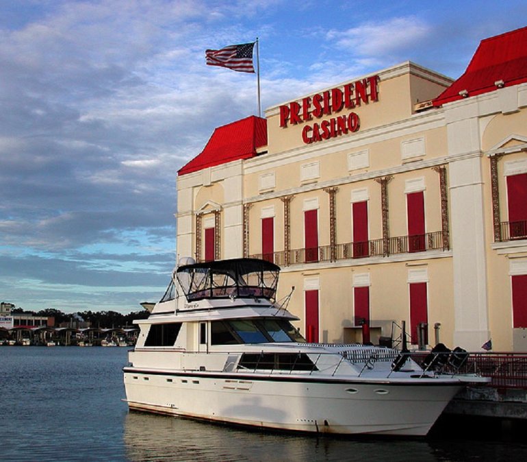 Комплекс President Casino Broadwater Resort