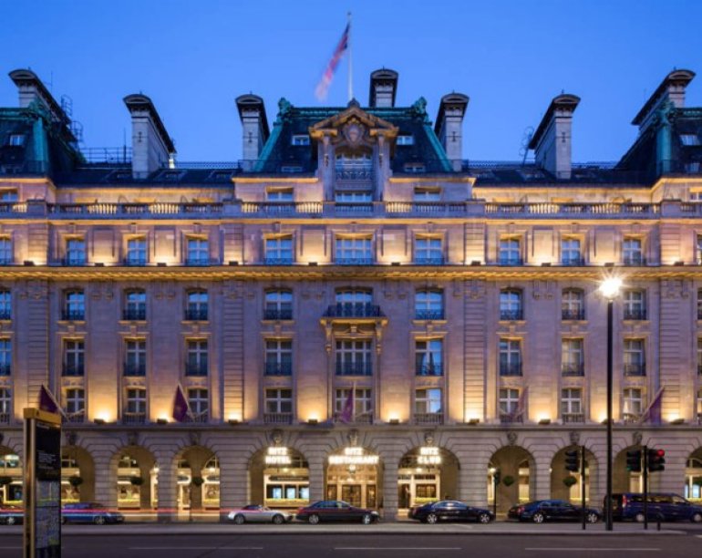 здание лондонского казино Ritz 
