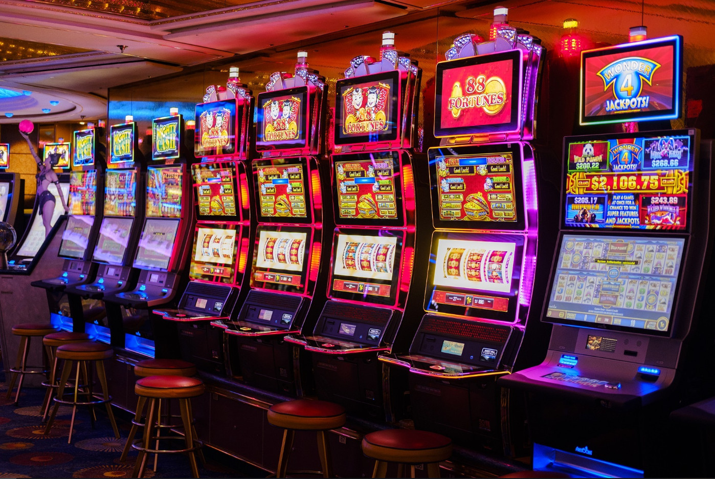 лучшие видеослоты игровых автоматов в интернет казино