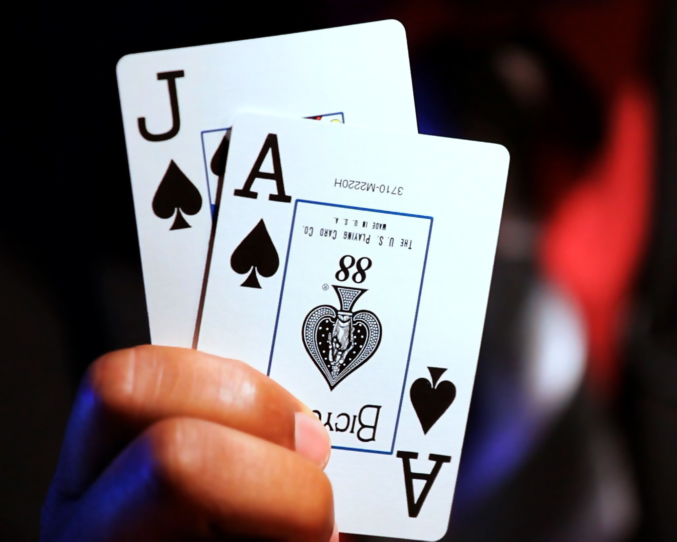 Как играть в блэкджек с картами играть в покер онлайн бесплатно 5 карт