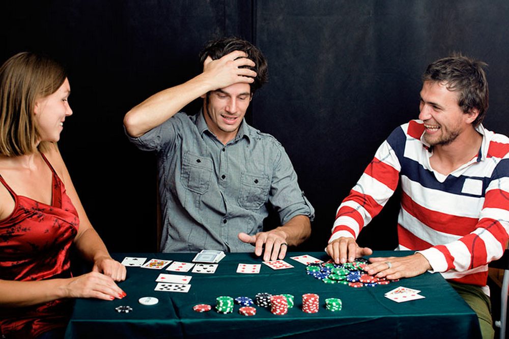 Играют в карты на свете играть в покер онлайн от 1