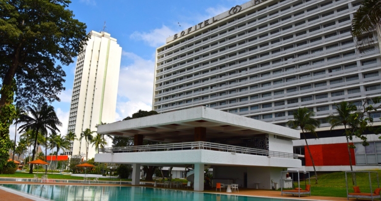 Groupe Barri&egrave;re 