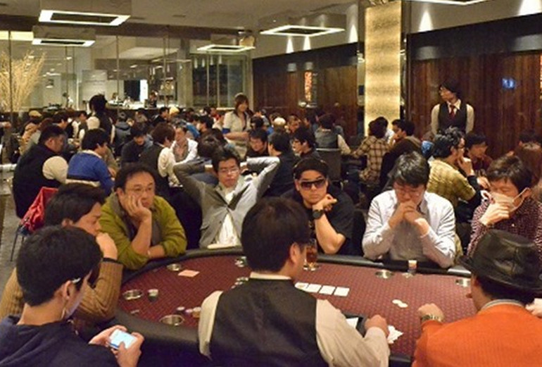 Japan government to lift poker ban in latest IR bill