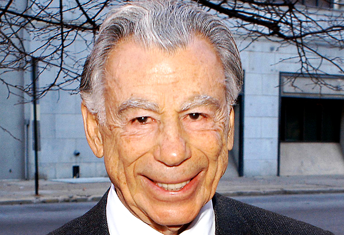 Кирк Керкорян - знаменитый магнат игорного бизнеса